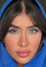 لنز آبی دسی بلو برند ویکتوریا