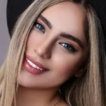 لنز آبی پیکسی بلو برند لابلا